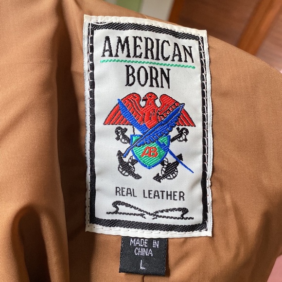 Vintage Leather Vest - Picture 8 of 9